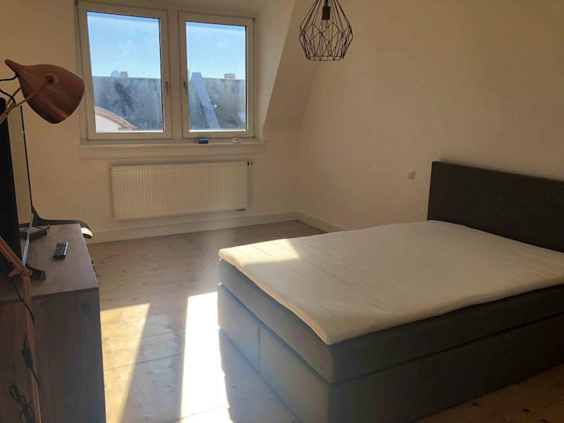Bright room in Frankfurt in a shared apartment