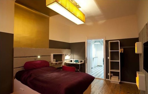 Your designer flat at Yppenplatz: the place to be!