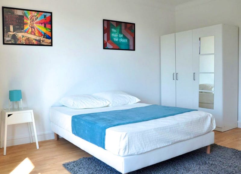 Spacious room with balcony - 15m² - NT2