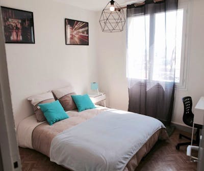 Cosy and bright room - 12m² - TO6