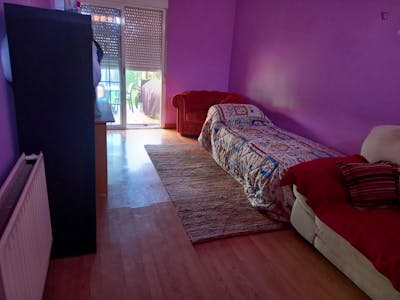 Spacious single bedroom in Illescas