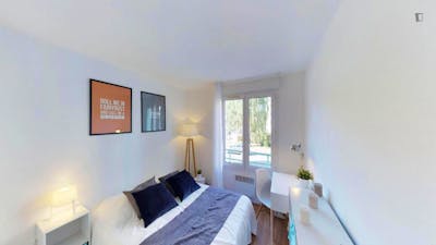 Cute double bedroom in Vieux-Lille
