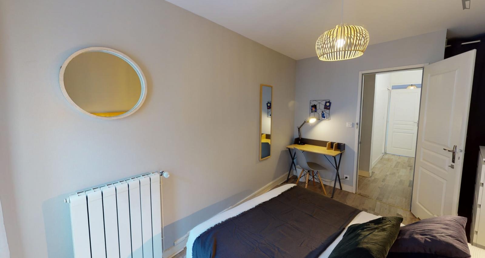 Great double bedroom in Capucins - Victoire