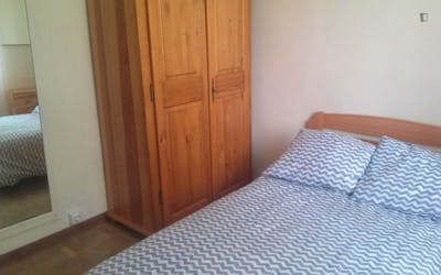 Neat double bedroom in the heart of Pamplona