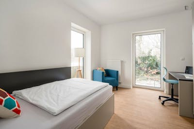 Inviting single bedroom in a residence, near Technische Universität Hamburg