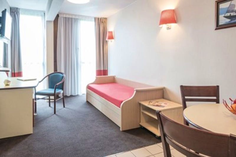 2 room apartment Lille Grand Palais